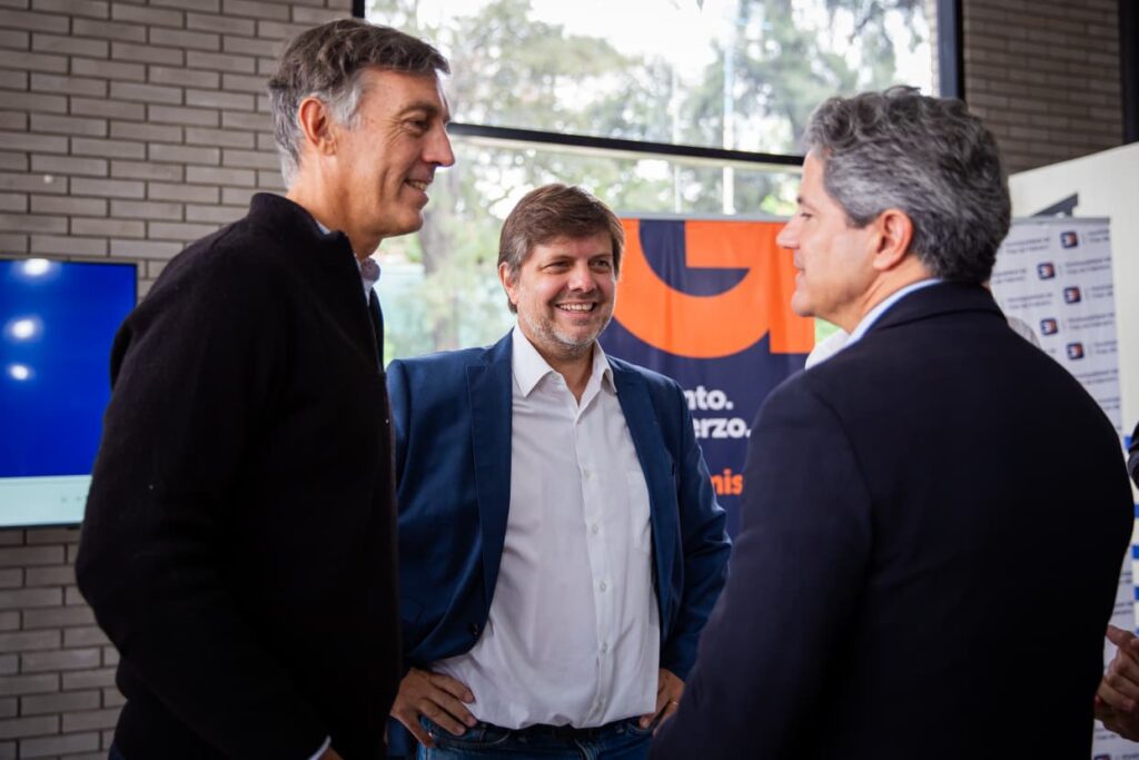 El intendente de Tres de febrero